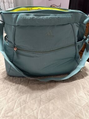 Adidas, Large Gym / Travel bag, green tote